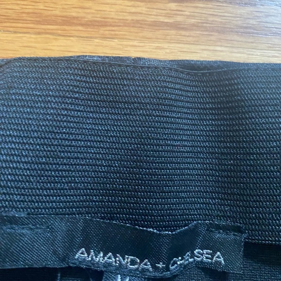 Plaid Pencil skirt (M) - Picture 3 of 4